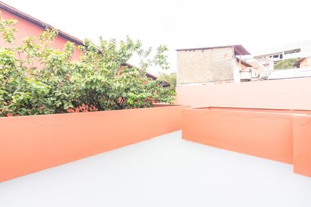 Casa à venda com 166m², 4 quartos e 2 vagas Casa à venda com 166m², 4 quartos e 2 vagasCobertura