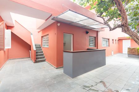 Casa à venda com 166m², 4 quartos e 2 vagas Casa à venda com 166m², 4 quartos e 2 vagasQuintal