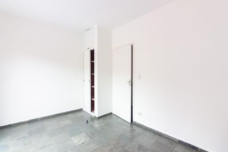 Casa à venda com 166m², 4 quartos e 2 vagas Casa à venda com 166m², 4 quartos e 2 vagasQuarto 1