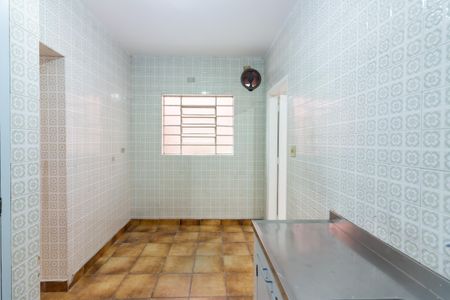 Casa à venda com 166m², 4 quartos e 2 vagas Casa à venda com 166m², 4 quartos e 2 vagasCozinha