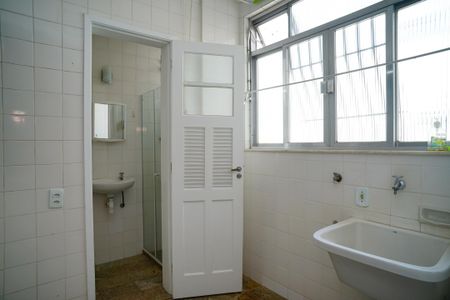 Apartamento à venda com 200m², 3 quartos e 4 vagasÁrea de Serviço