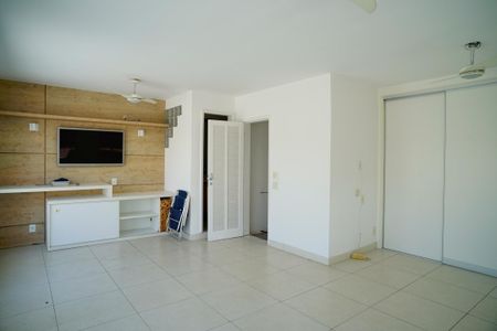 Apartamento à venda com 200m², 3 quartos e 4 vagasSuíte 2