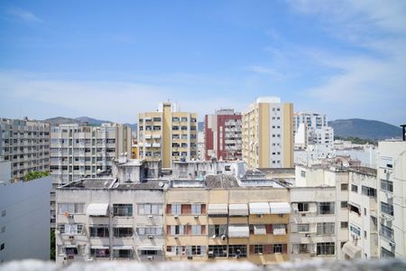 Apartamento à venda com 200m², 3 quartos e 4 vagasVista da Churrasqueira