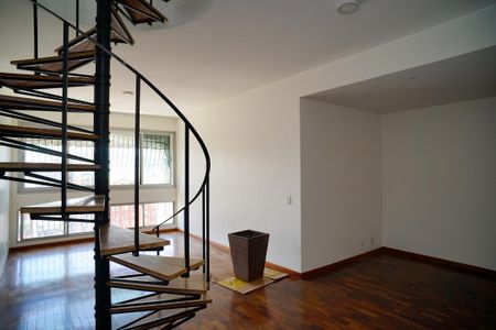 Apartamento à venda com 200m², 3 quartos e 4 vagasSala