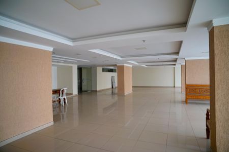 Apartamento à venda com 200m², 3 quartos e 4 vagasÁrea comum - Salão de festas