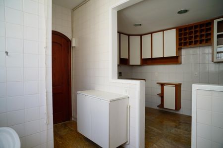 Apartamento à venda com 200m², 3 quartos e 4 vagasÁrea de Serviço