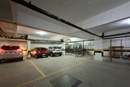 Apartamento para alugar com 70m², 2 quartos e 1 vaga Apartamento para alugar com 70m², 2 quartos e 1 vagaGaragem