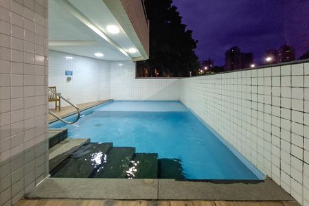 Apartamento para alugar com 70m², 2 quartos e 1 vaga Apartamento para alugar com 70m², 2 quartos e 1 vagaÁrea comum - Piscina