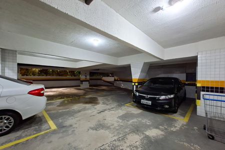 Apartamento para alugar com 70m², 2 quartos e 1 vaga Apartamento para alugar com 70m², 2 quartos e 1 vagaGaragem
