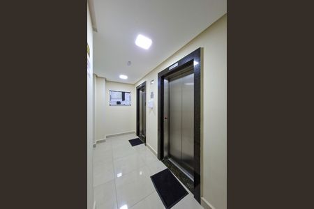 Apartamento para alugar com 70m², 2 quartos e 1 vaga Apartamento para alugar com 70m², 2 quartos e 1 vagaHall de entrada