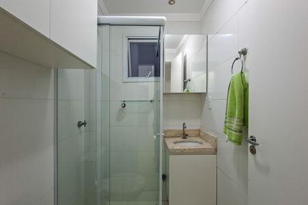 Apartamento para alugar com 70m², 2 quartos e 1 vaga Apartamento para alugar com 70m², 2 quartos e 1 vagaBanheiro da Suíte