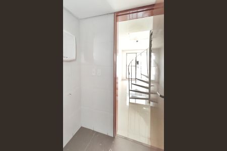Apartamento à venda com 58m², 3 quartos e 1 vaga Apartamento à venda com 58m², 3 quartos e 1 vagaBanheiro