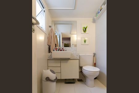 Apartamento à venda com 140m², 3 quartos e 1 vagaBanheiro da suíte 2