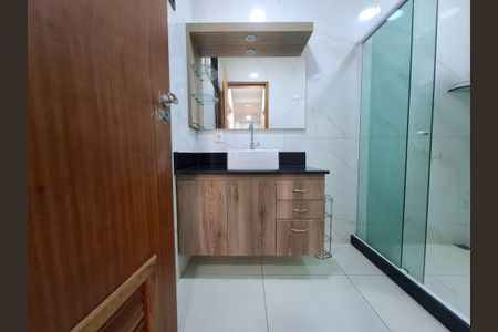 Apartamento à venda com 320m², 4 quartos e 2 vagas Apartamento à venda com 320m², 4 quartos e 2 vagasBanheiro 4