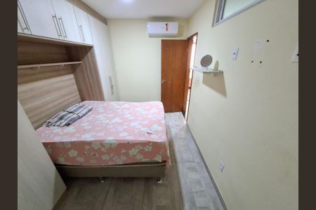 Apartamento à venda com 320m², 4 quartos e 2 vagas Apartamento à venda com 320m², 4 quartos e 2 vagasSuíte 3