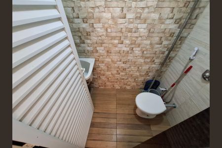 Apartamento à venda com 320m², 4 quartos e 2 vagas Apartamento à venda com 320m², 4 quartos e 2 vagasBanheiro 5