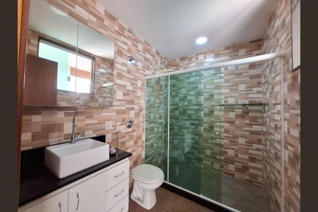 Apartamento à venda com 320m², 4 quartos e 2 vagas Apartamento à venda com 320m², 4 quartos e 2 vagasBanheiro 6