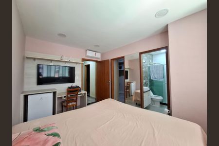 Apartamento à venda com 320m², 4 quartos e 2 vagas Apartamento à venda com 320m², 4 quartos e 2 vagasSuíte 1