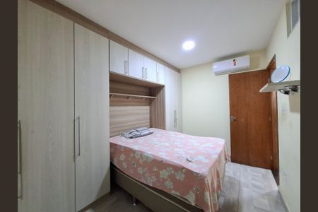 Apartamento à venda com 320m², 4 quartos e 2 vagas Apartamento à venda com 320m², 4 quartos e 2 vagasSuíte 3