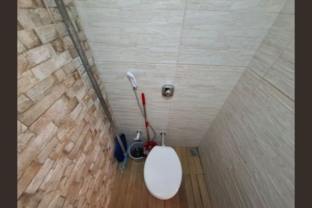 Apartamento à venda com 320m², 4 quartos e 2 vagas Apartamento à venda com 320m², 4 quartos e 2 vagasBanheiro 5