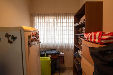 Casa à venda com 160m², 4 quartos e 2 vagas Casa à venda com 160m², 4 quartos e 2 vagasEscritório