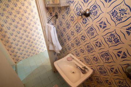 Casa à venda com 160m², 4 quartos e 2 vagas Casa à venda com 160m², 4 quartos e 2 vagasBanheiro de serviço