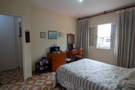 Casa à venda com 160m², 4 quartos e 2 vagas Casa à venda com 160m², 4 quartos e 2 vagasQuarto 3 - Suíte