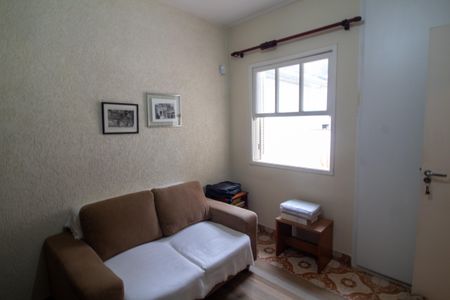 Casa à venda com 160m², 4 quartos e 2 vagas Casa à venda com 160m², 4 quartos e 2 vagasQuarto 2