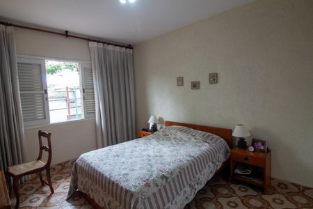 Casa à venda com 160m², 4 quartos e 2 vagas Casa à venda com 160m², 4 quartos e 2 vagasQuarto 3 - Suíte