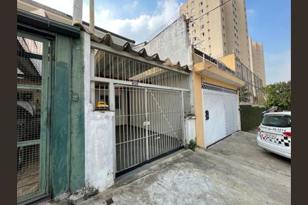 Casa à venda com 101m², 3 quartos e 1 vagaFachada