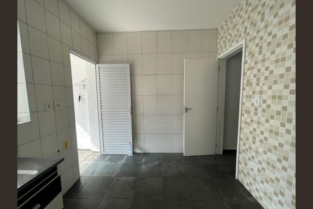 Casa à venda com 101m², 3 quartos e 1 vagaCozinha