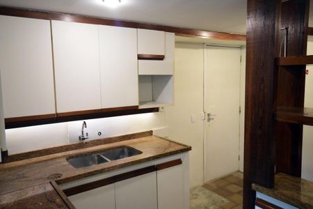 Apartamento para alugar com 148m², 3 quartos e 2 vagasCopa e Cozinha