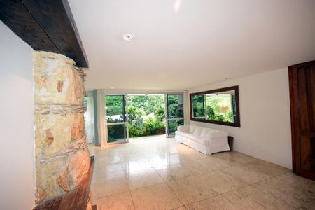 Apartamento para alugar com 148m², 3 quartos e 2 vagasSala