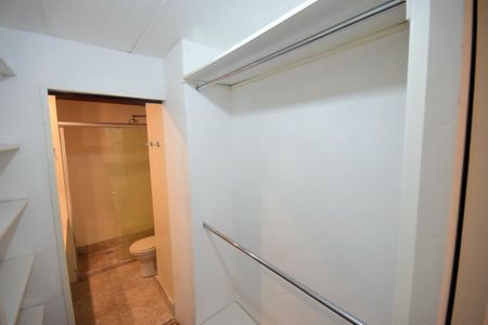 Apartamento para alugar com 148m², 3 quartos e 2 vagasCloset - Quarto 3
