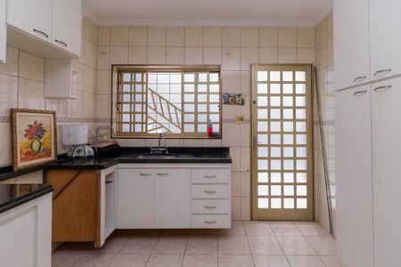 Casa à venda com 125m², 1 quarto e 2 vagasCozinha