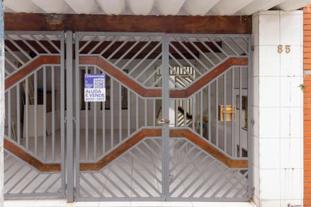 Casa à venda com 125m², 1 quarto e 2 vagasFachada