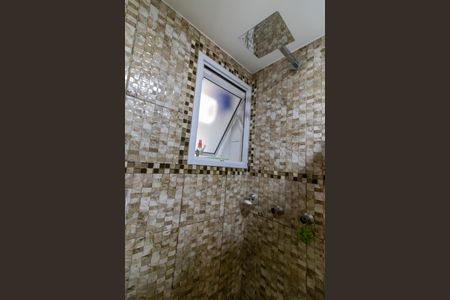 Apartamento à venda com 75m², 3 quartos e 2 vagasBanheiro