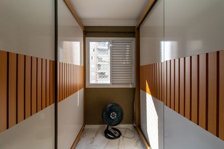 Apartamento à venda com 75m², 3 quartos e 2 vagasQuarto 2