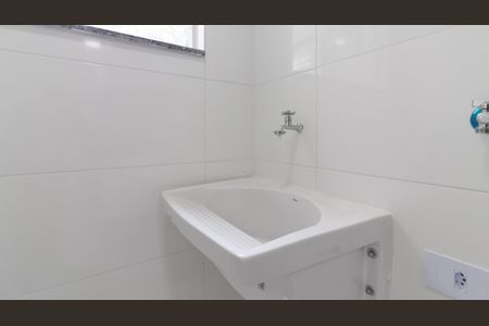 Apartamento à venda com 48m², 2 quartos e sem vagaCozinha e Área de Serviço