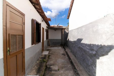 Casa à venda com 33m², 1 quarto e sem vaga Casa à venda com 33m², 1 quarto e sem vagaÁrea externa