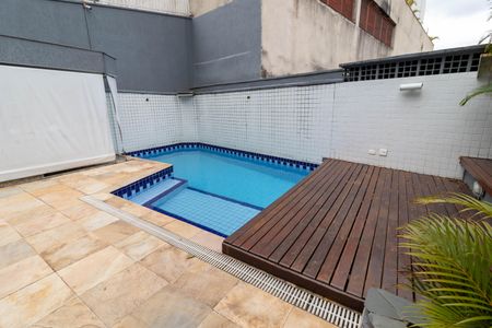 Casa de condomínio à venda com 190m², 3 quartos e 3 vagasÁrea comum - Piscina