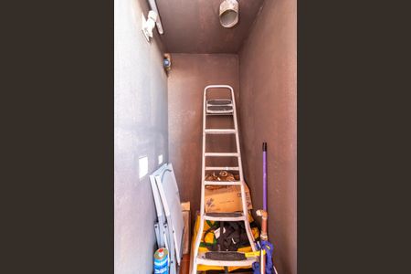 Casa de condomínio à venda com 190m², 3 quartos e 3 vagasCobertura - Depósito