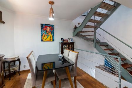 Casa de condomínio à venda com 190m², 3 quartos e 3 vagasSala de Jantar