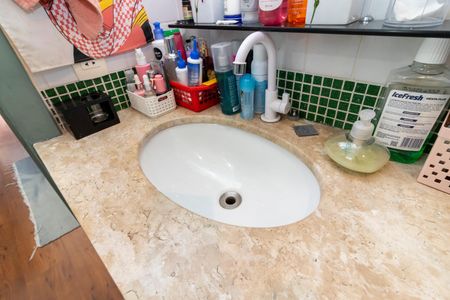 Casa de condomínio à venda com 190m², 3 quartos e 3 vagasBanheiro da Suíte