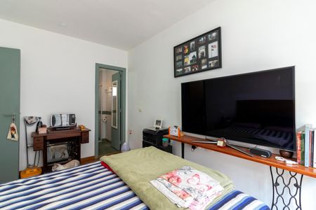 Casa de condomínio à venda com 190m², 3 quartos e 3 vagasSuíte