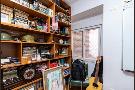 Casa de condomínio à venda com 190m², 3 quartos e 3 vagasQuarto 2