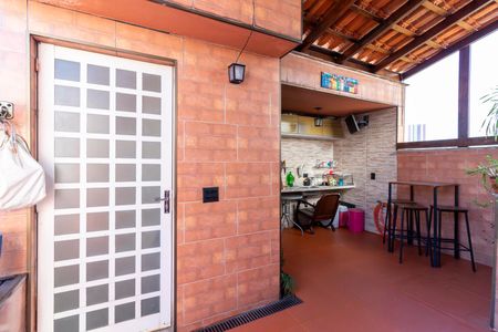 Casa de condomínio à venda com 190m², 3 quartos e 3 vagasCobertura