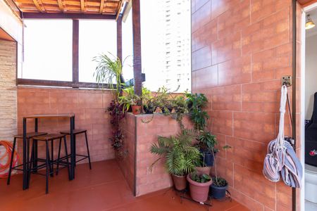 Casa de condomínio à venda com 190m², 3 quartos e 3 vagasCobertura