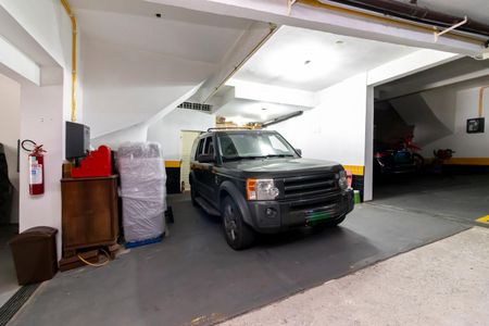 Casa de condomínio à venda com 190m², 3 quartos e 3 vagasGaragem