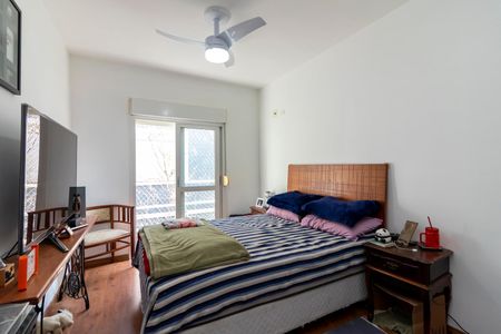 Casa de condomínio à venda com 190m², 3 quartos e 3 vagasSuíte